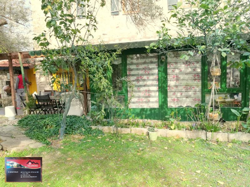 Foça çarşı emlak Foça konumunda Kiralık 80 m2 Müstakil Ev 2.500 ile