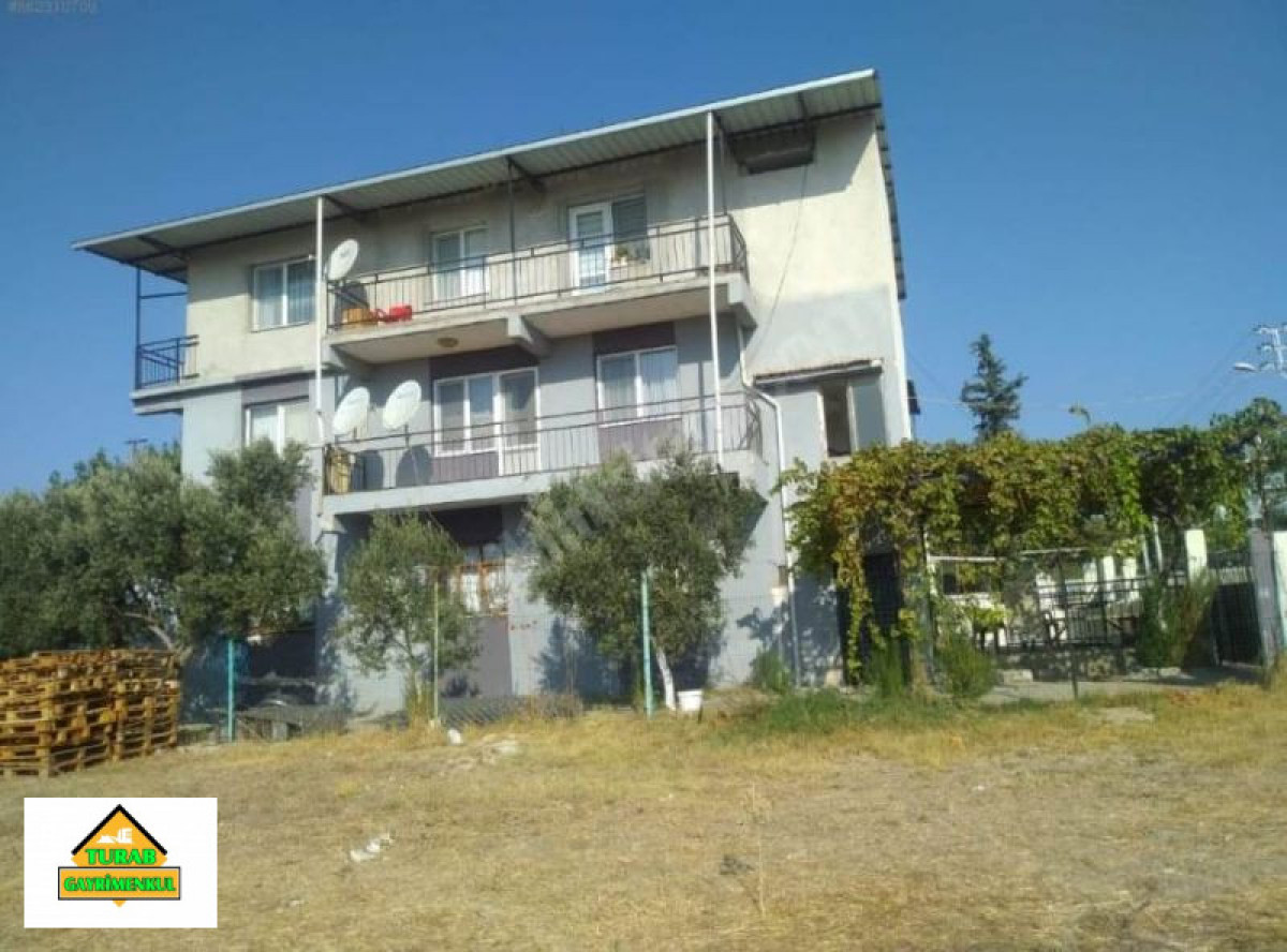 Torbalı Pancar mahallesi 3 katlı 140 m2 Daireli Müstakil ev �� TURAB��dan