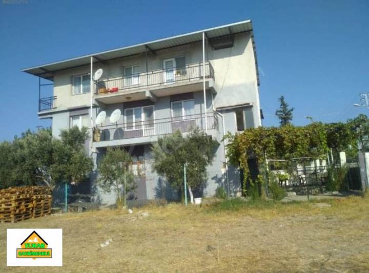 Torbalı Pancar mahallesi 3 katlı 140 m2 Daireli Müstakil ev �� TURAB��dan